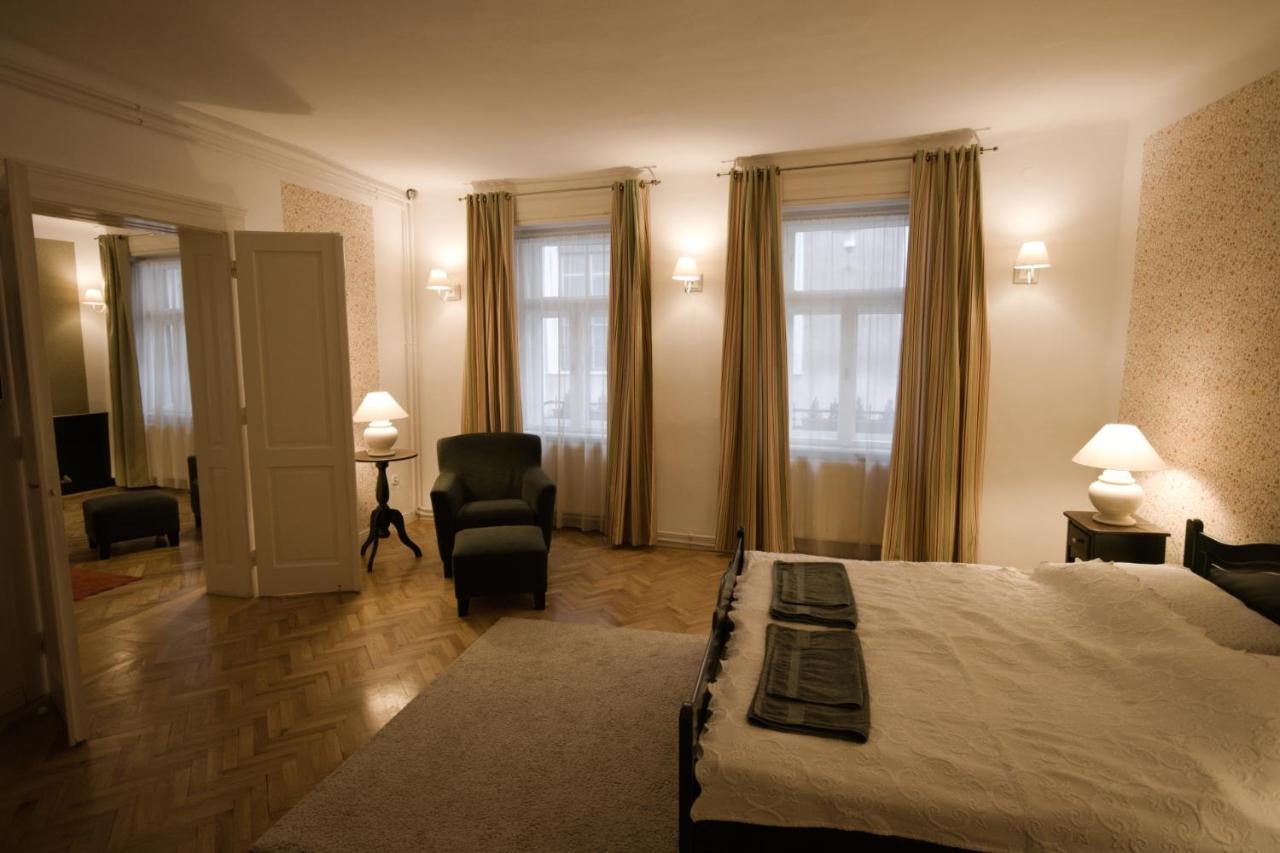Ister Guesthouse Esztergom Exterior foto